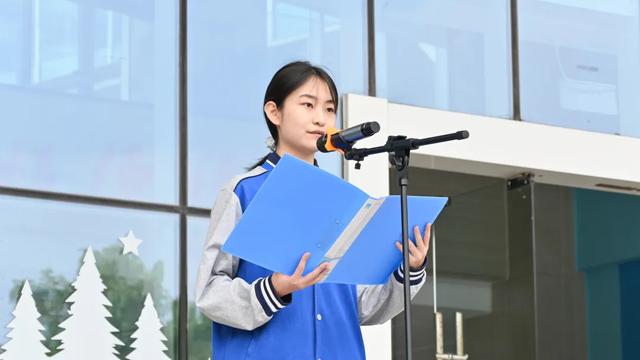 国旗下演讲 | 冲刺期末，超越自我