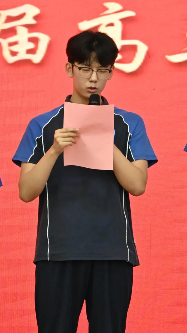 潍坊恒德实验学校2026届毕业典礼｜以少年意气赴万里山海