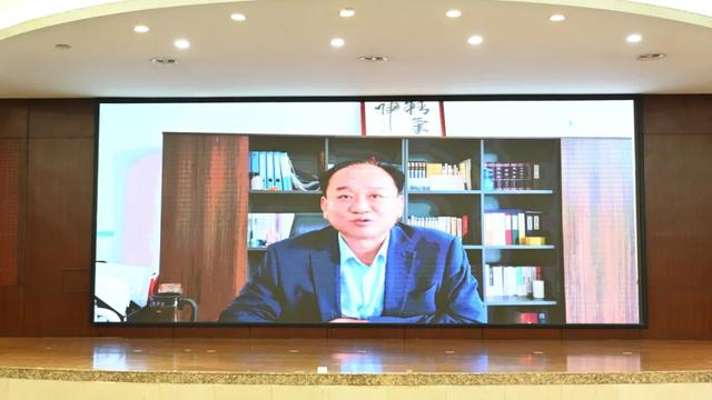 潍坊恒德实验学校2026届毕业典礼｜以少年意气赴万里山海