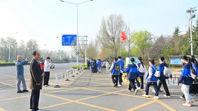 18千米 | 恒德学子用远足铸就坚韧