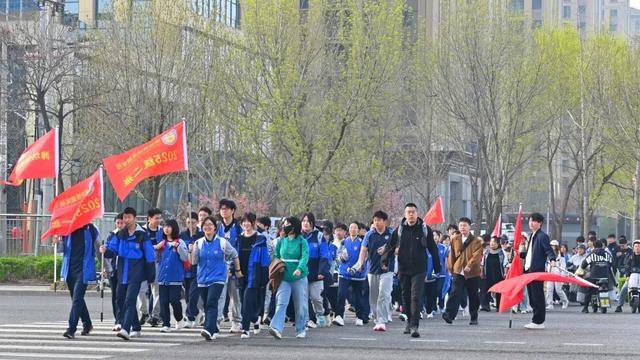 18千米 | 恒德学子用远足铸就坚韧