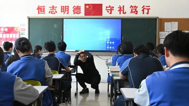 5・12 防震应急演练，护航师生安全成长