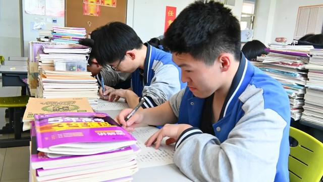 “词”王争霸 | 决胜恒德英语最强“单词王”！
