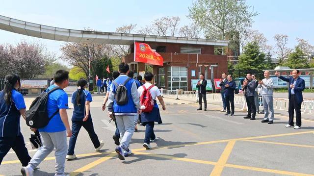 18千米 | 恒德学子用远足铸就坚韧