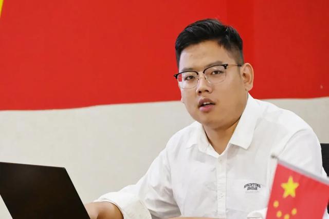 “德” 润少年心 | 班主任经验交流会，育人智慧共传承