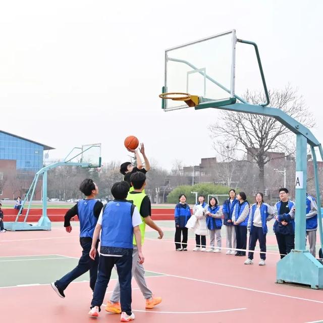 球场少年，锋芒尽显 | 恒德高二年级篮球赛盛况回顾