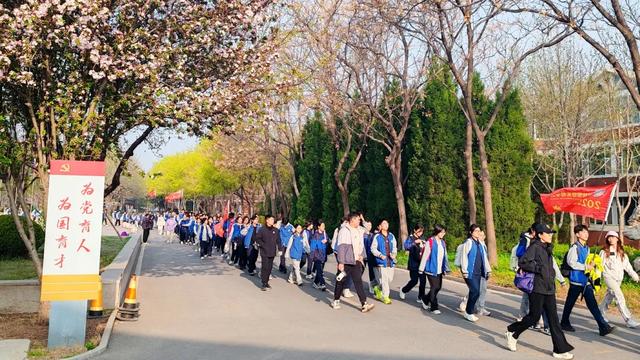 18千米 | 恒德学子用远足铸就坚韧